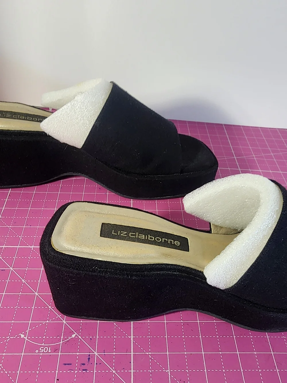 Liz Claiborne Black Linen Aries Open-Toe Platform Heels with Box - 8 1/2